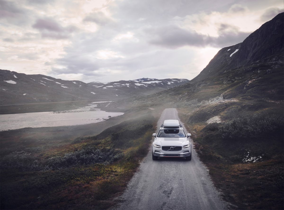 Volvo V90 2018’in özel versiyonu görücüye çıktı!
