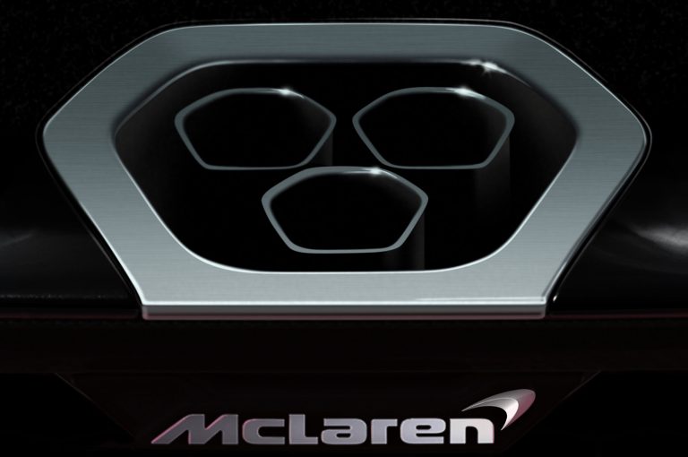 McLaren P15 ile yepyeni Supercar deneyimi!