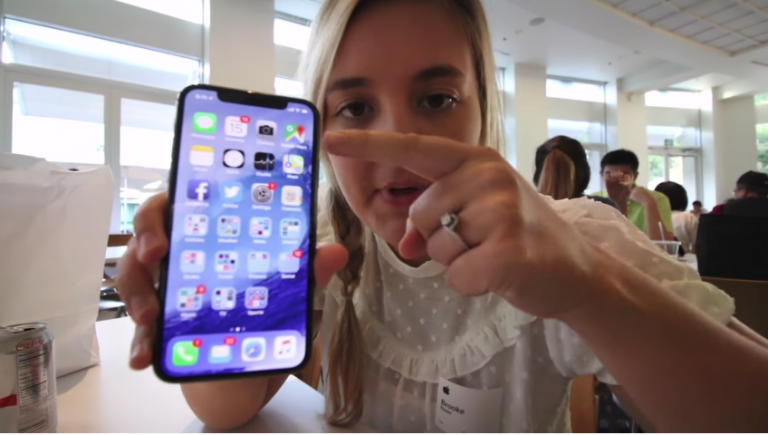 vLog’da iPhone X sürprizi!