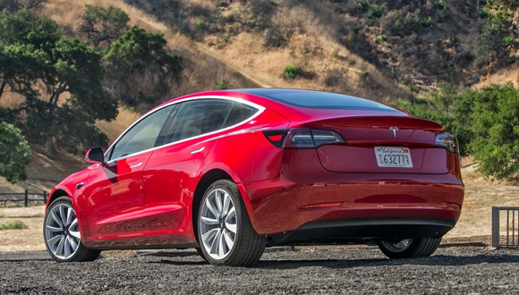 Tesla Model 3 üretiminde aksaklıklar yaşanıyor!