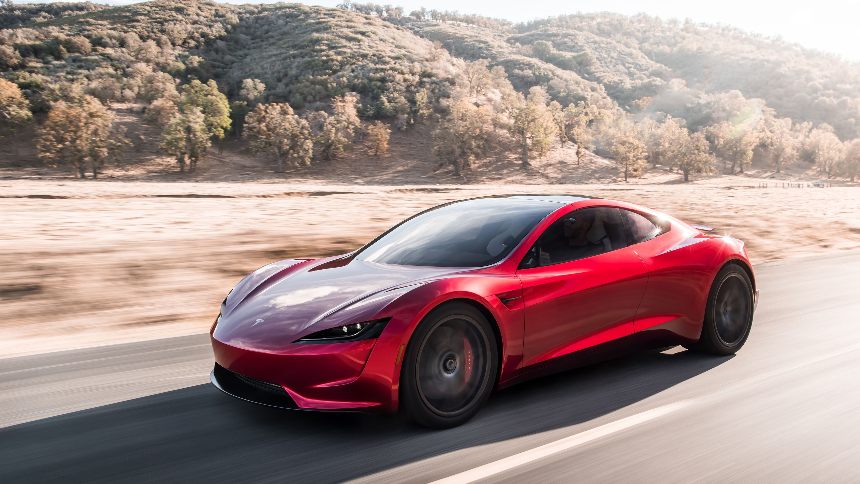 Tesla Roadster fiyatı ve özellikleri belli oldu!