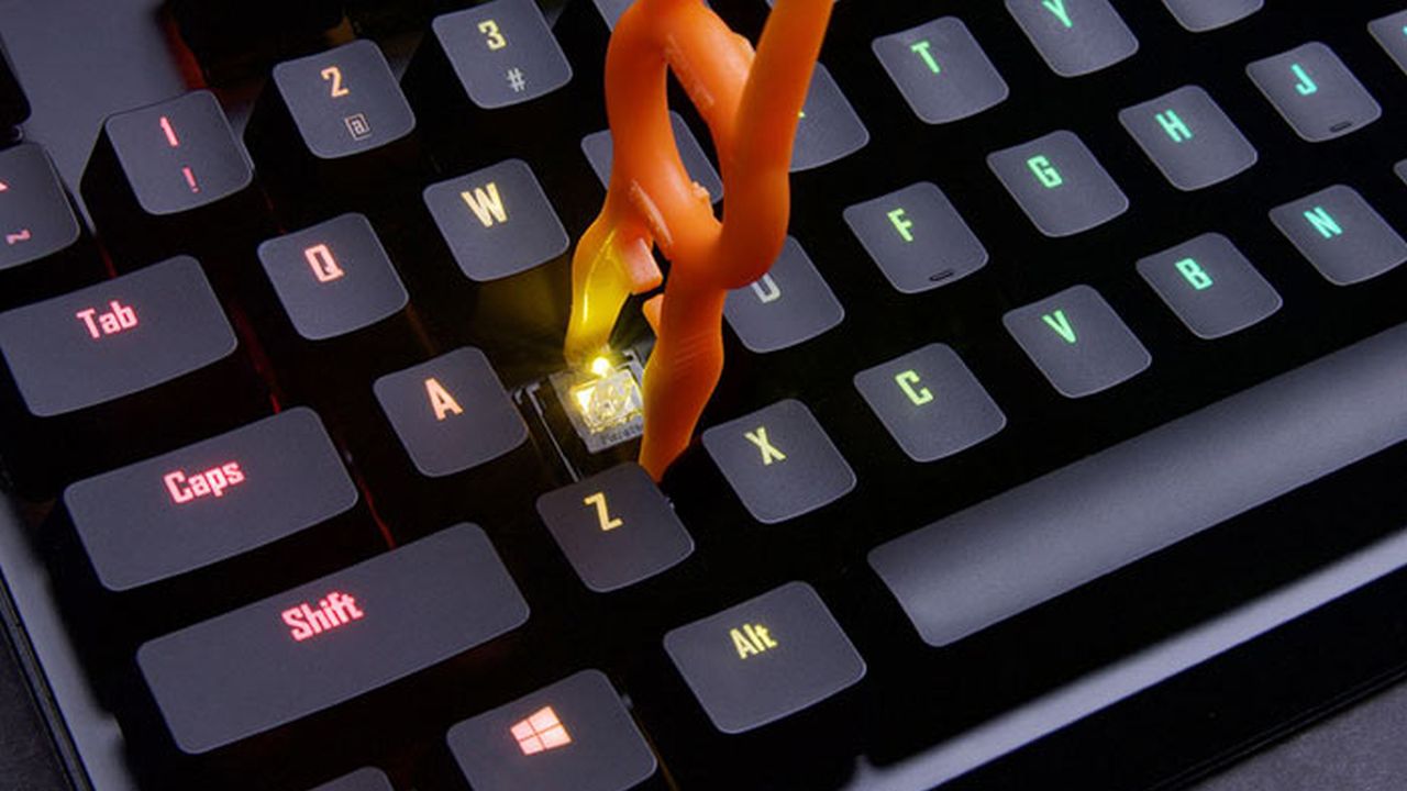 Optik tuş anahtarlı oyuncu klavyesi!