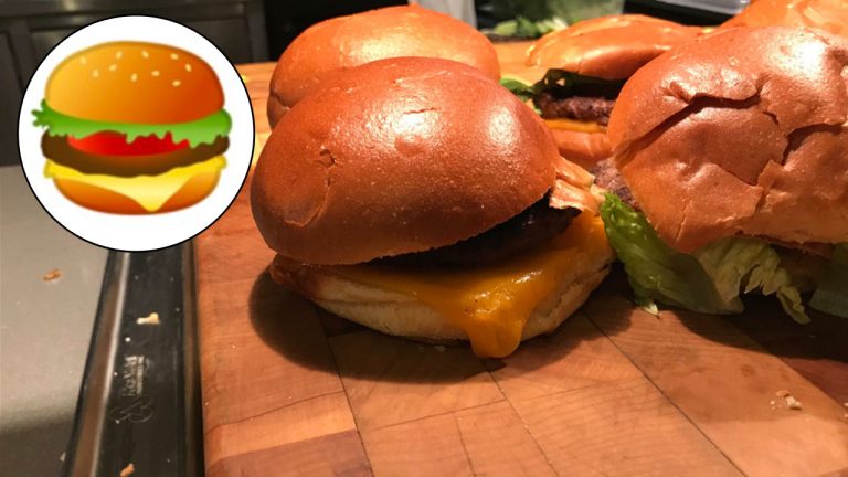 Android 8.1 ile hamburger emojisi düzeltildi!