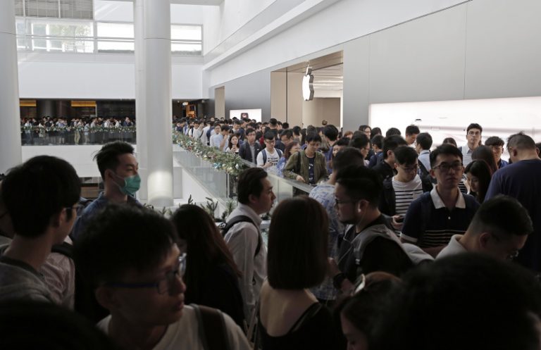 Apple’ın Güney Kore ofisi basıldı!