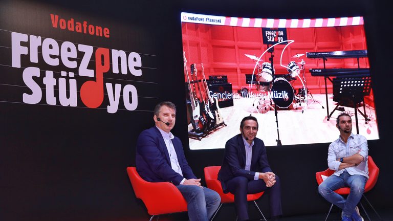 FreeZone Stüdyo, Vodafone Park’ta açıldı -Vlog!