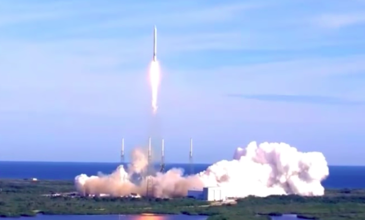 SpaceX şov yapmaya devam ediyor!