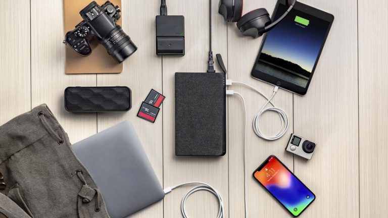 Mophie Powerstation AC ile şarj derdine son!