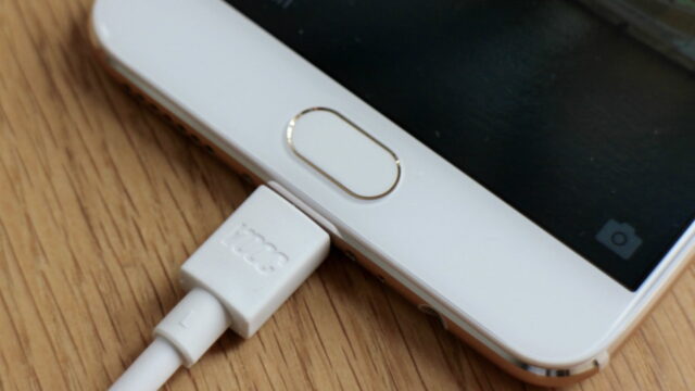 Apple çabuk yıpranan şarj kablosuna çözüm getiriyor