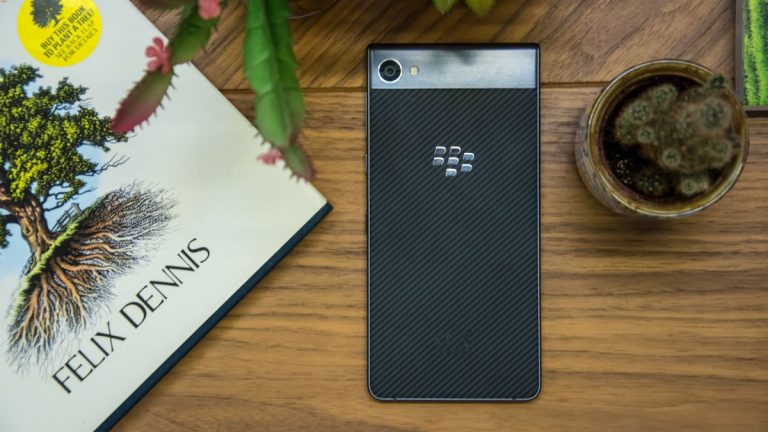 BlackBerry Motion dayanıklılık testi