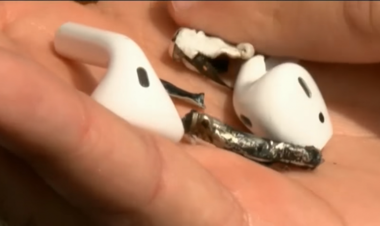 Apple AirPods
