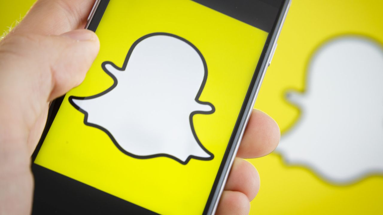 Snapchat tasarımına karşı 1 milyon imza!