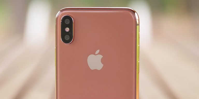 altın renkli iPhone X