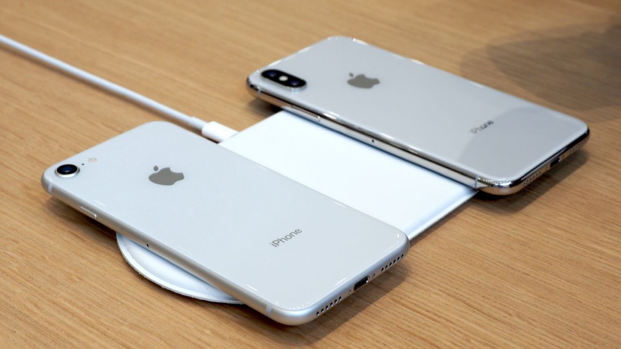 iPhone X kablosuz şarj özelliği
