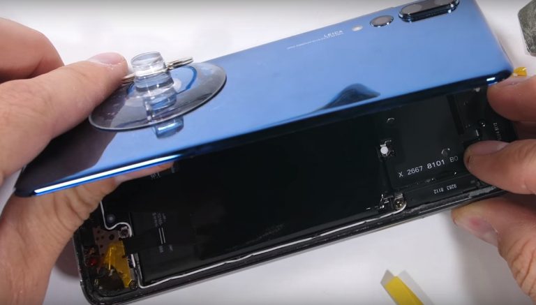 Huawei P20 Pro parçalarına ayrıldı