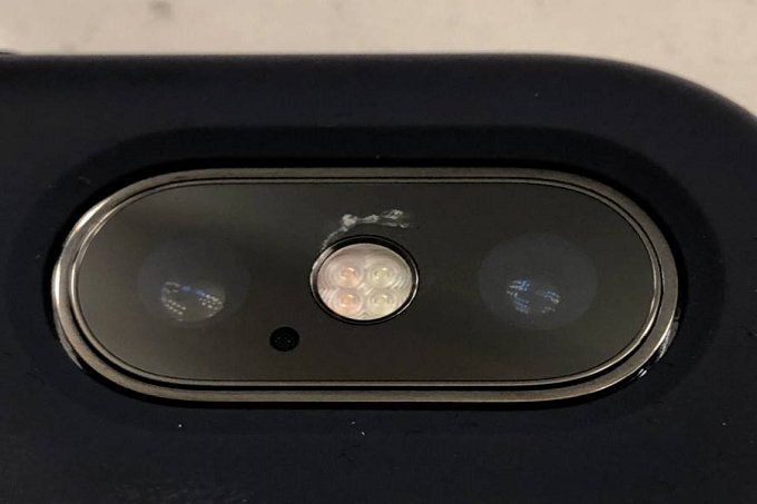 iPhone X kamera camı çatlıyor mu?