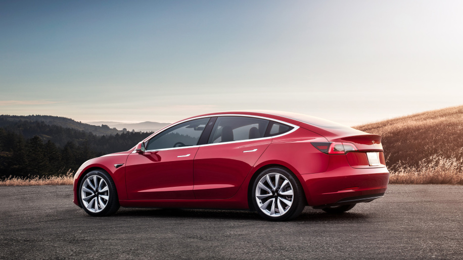 Tesla Model 3 sonunda ABD dışına açılıyor!