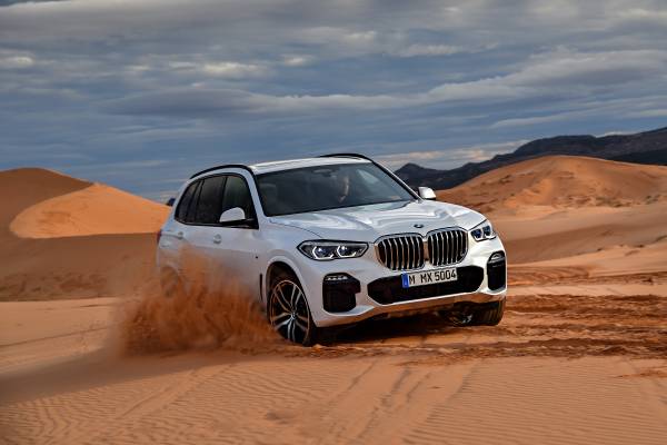 Yeni BMW X5 neler sunuyor?