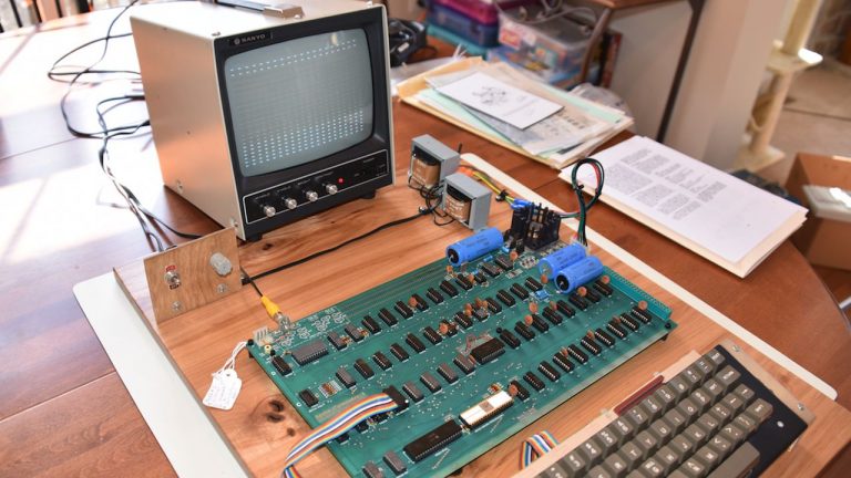 Apple 1 açık artırma