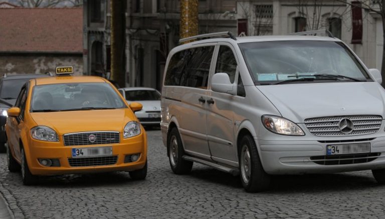 Biz UBER’iz diyerek taksiciye ateş açtılar!