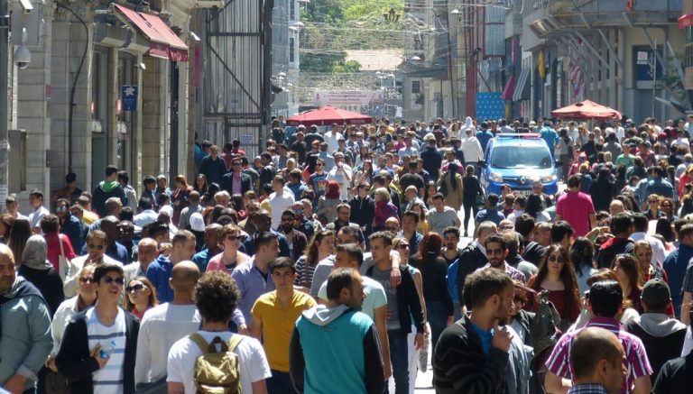 Dünya nüfusu artıyor!