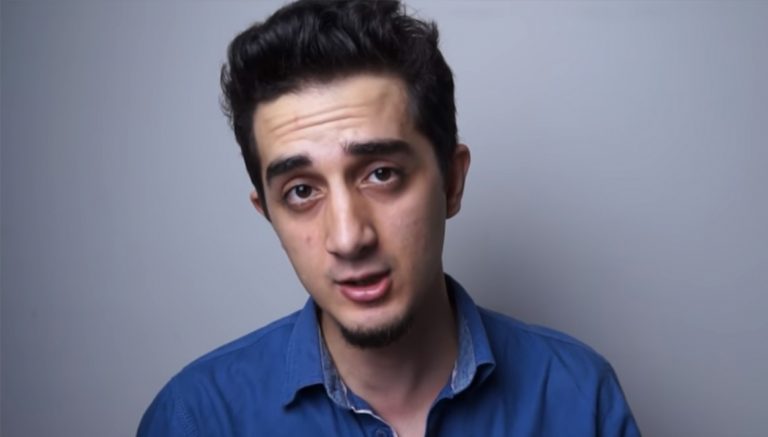 Ruhi Çenet eleştirilere çok sert cevap verdi!