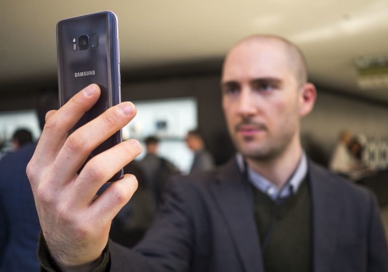 Samsung, FaceID ile rekabet edebilmek için patent aldı!