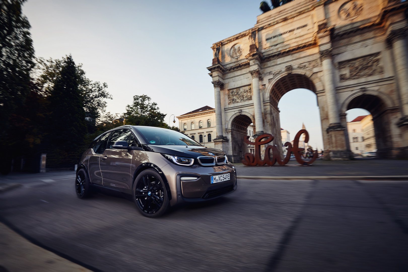 2019 BMW i3 ve i3s tanıtıldı!