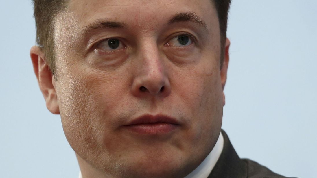 Elon Musk istifa ediyor!