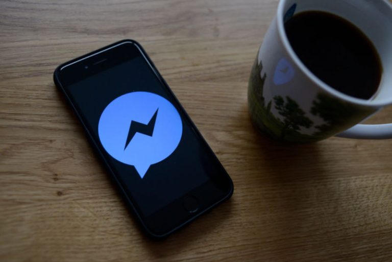 Facebook Messenger karanlık mod desteğine kavuştu!