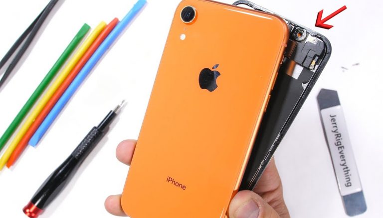 iPhone XR parçalarına ayrıldı! ( Video )