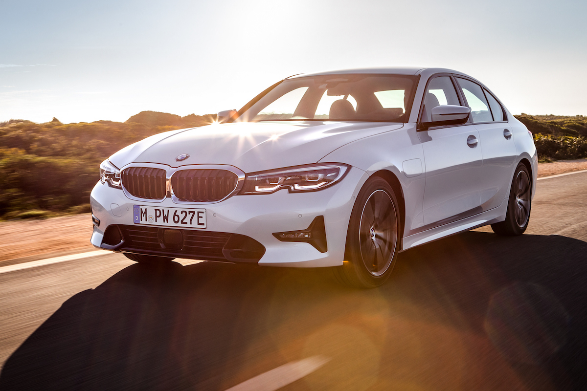 2020 BMW 3, XtraBoost özelliği ile coşacak! 2