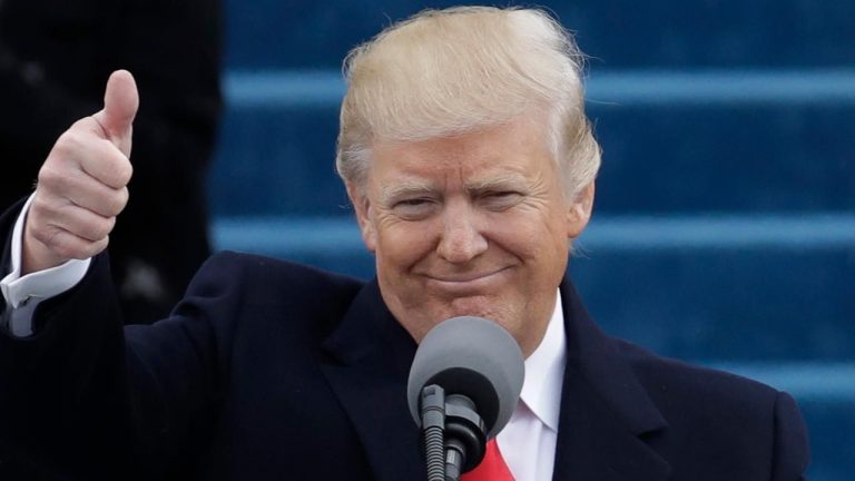 Siri Donald Trump’ı neye benzetti?