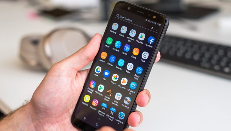 Uygun fiyatlı Galaxy M10 performans testinde!