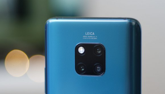 Huawei Mate 20 Pro sağlamlığıyla dikkat çekiyor!