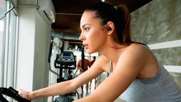 Spigen Legato Bluetooth kulaklıkta dev indirim fırsatı!