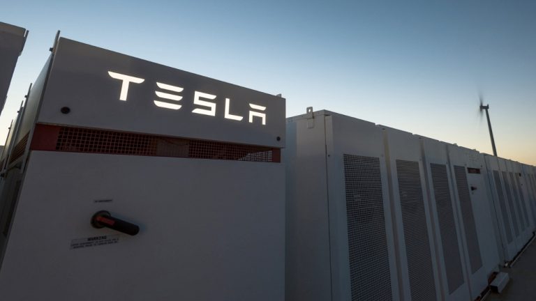 Tesla rekor sayıda Megapack sattı!