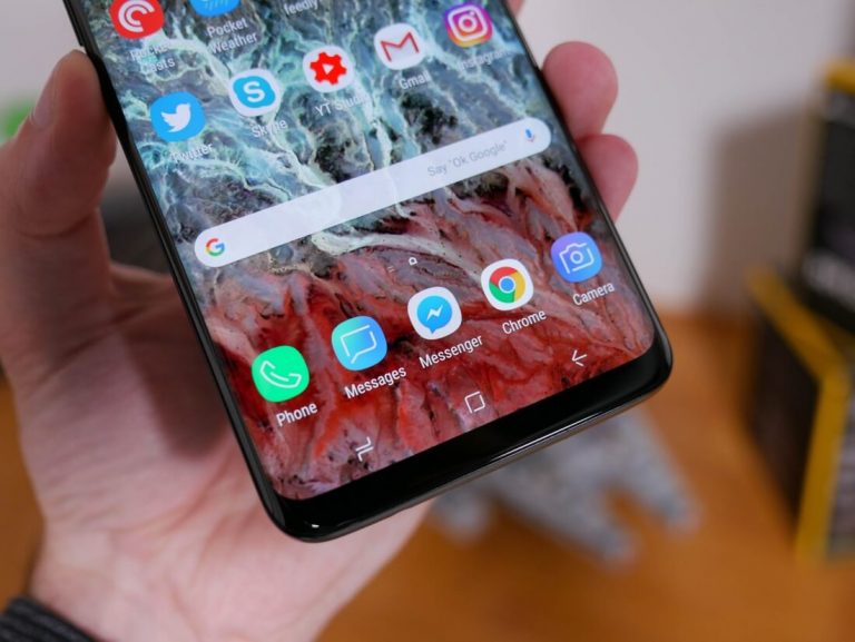 Galaxy S10, kulaklık girişi sürprizi ile geliyor!
