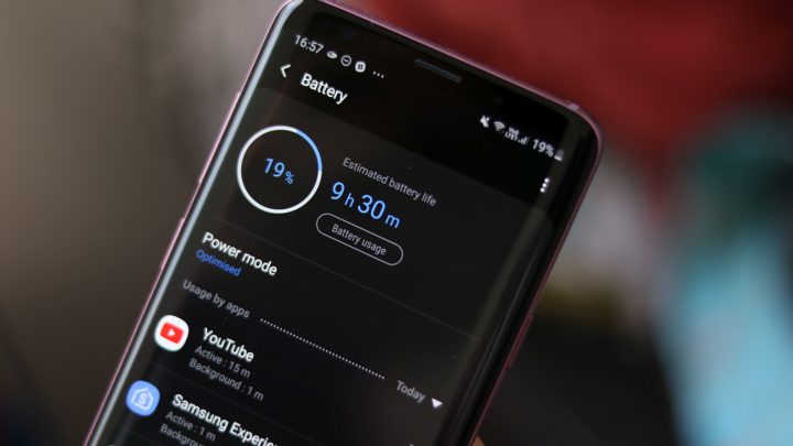 Samsung One UI adaptive battery