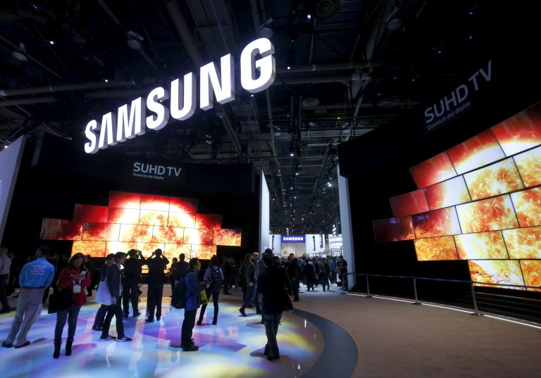 Samsung, 15.6 inçlik 4K OLED ekranını tanıttı!
