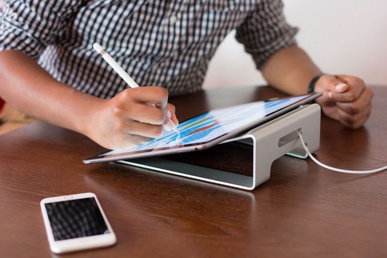 Apple, iPad Pro’nun yeteneklerini sergiledi!