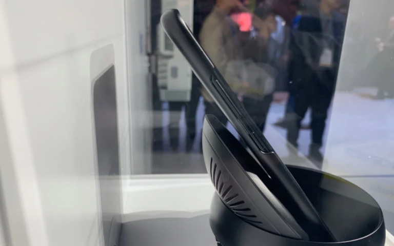 Samsung, 5G destekleyen telefonunu gösterdi!