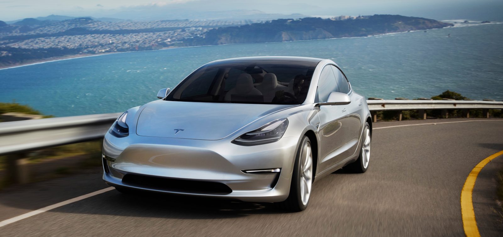 Tesla Model 3 satış rakamları ile Almanları ezdi!