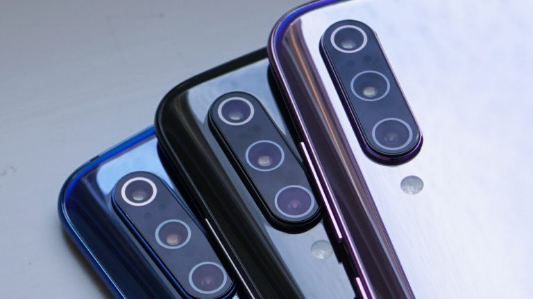 Xiaomi Mi 9 parçalarına ayrıldı!
