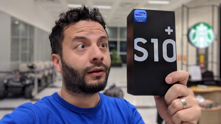 Eşofmanlı Hakkı Hoca S10 Plus’ı kutudan çıkarıyor