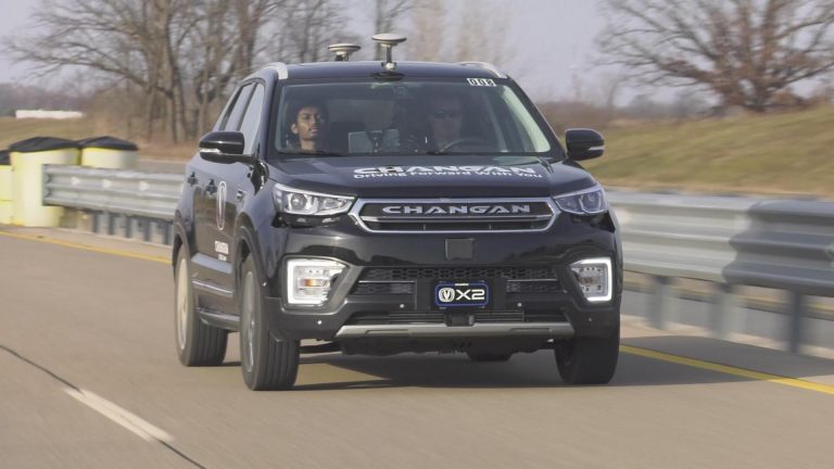 55 otonom SUV, dünya rekoru kırdı!