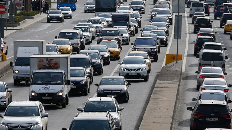 Ülkemizdeki trafiğe kayıtlı araç sayısı açıklandı!