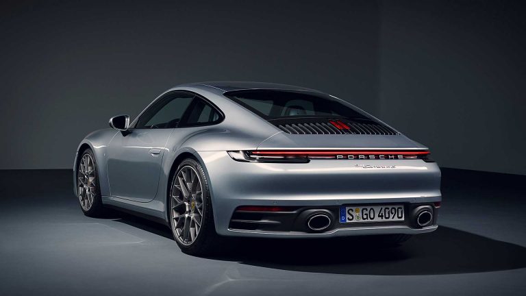 Yeni Porsche 911 Turbo kamuflajsız görüntülendi!