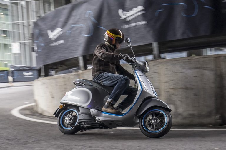 4 saatte şarj olan elektrikli Vespa satışa çıktı! İşte fiyatı