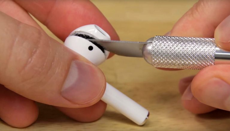 AirPods 2 parçalarına ayrıldı! Kötü haber geldi!