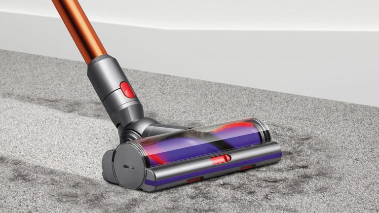 Dyson Süpürgeler uygun fiyatlarla İstanbul Bilişim’de!